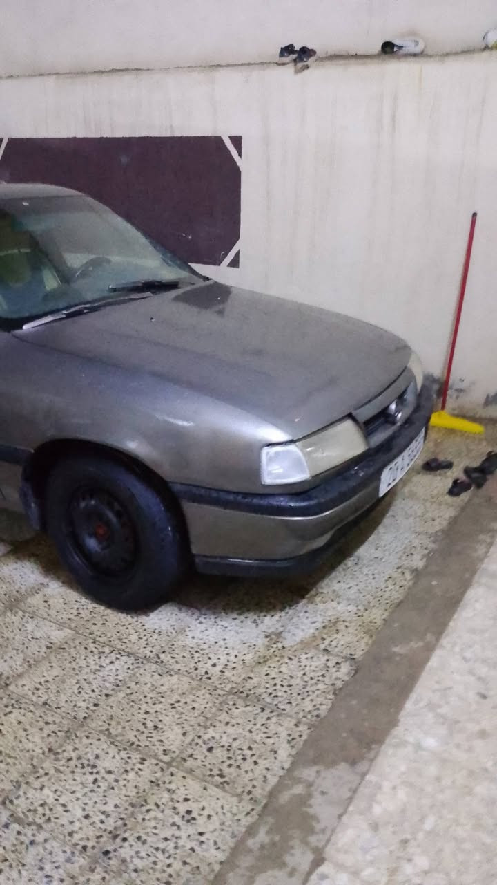 السلام عليكم اوبل فكترة للبيع محرك 1600 ارقام انكليزي اديالة وسنوية جديدة بسمي كير محرك صدر تخم تاير دوشمة جديد السعر 29 وبية مجال المكان بغداد العبيدي الرقم ***********
