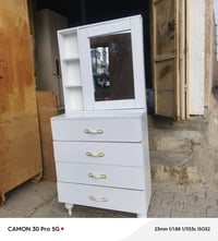 ميز مرايه • نضيف • جلولاء