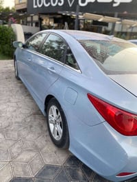 سوناتا • ٢٠١٤ • ضربة خلفية