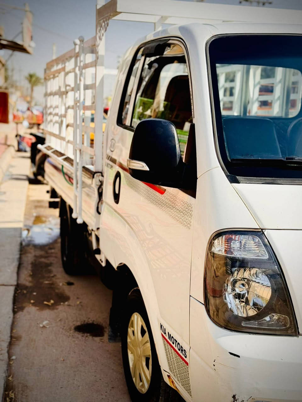 للبيع كيا حمل بنكو مديل 2018
السياره مكفوله كفاله عامه  رقمه كربلاء انكليزي مكان السياره كربلاء وبسمي السياره السعر 118 وبيه مجال للعلم  سياره نضيفه بمعنه الكلمه
***********
