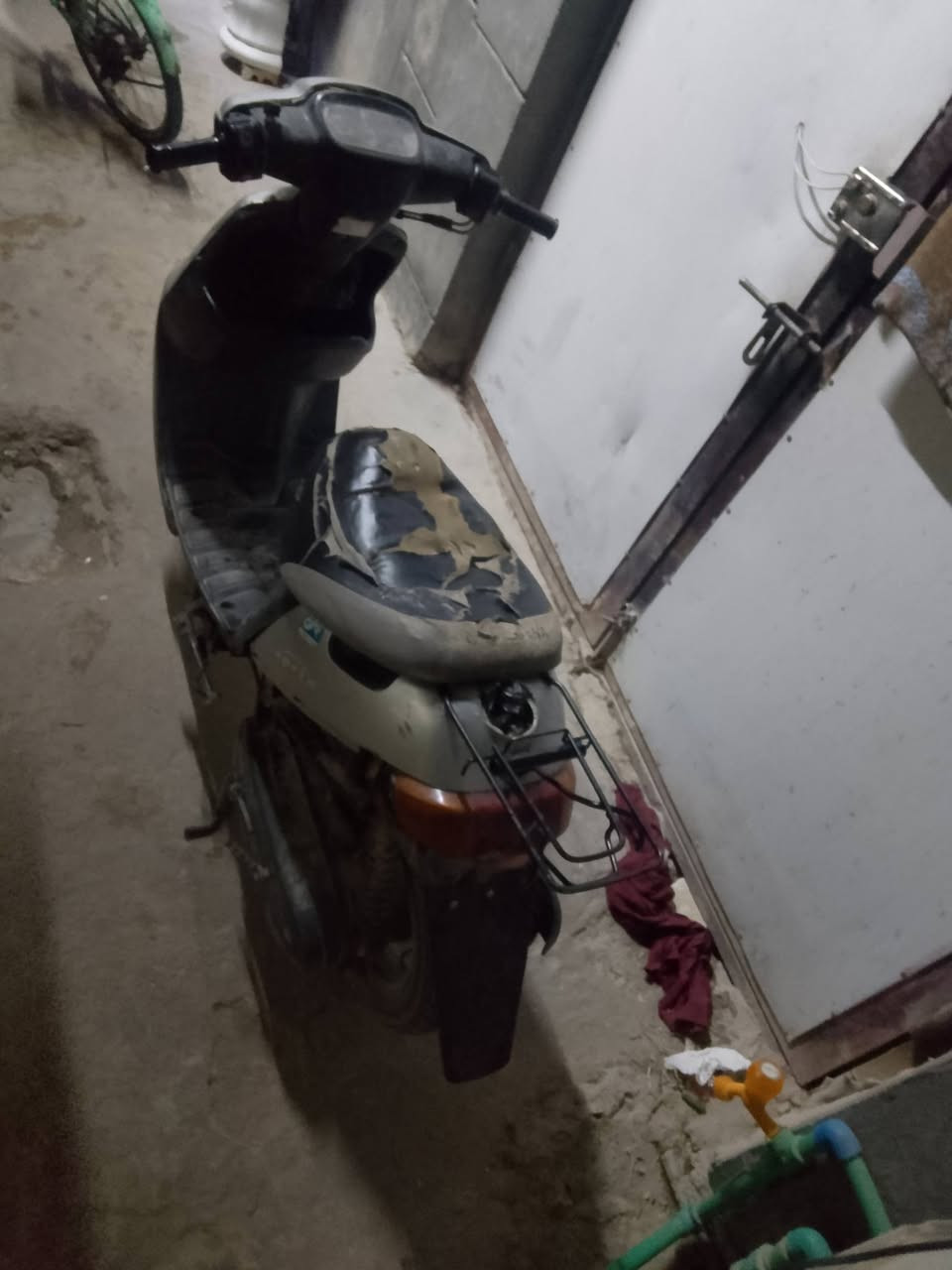 دراجه بطه موديل 2003 للبيع دراجه شاصي مكفول كفرات كامله  العنوان كربلاء المقدسه
ملاحضه مهمه ابيعلك كوم حديد واي استفسار خااص


**إذا كنت صاحب هذا الإعلان وتريد حذفه لأي سبب، رجاءا أرسل رسالة إلى الدعم الفني**