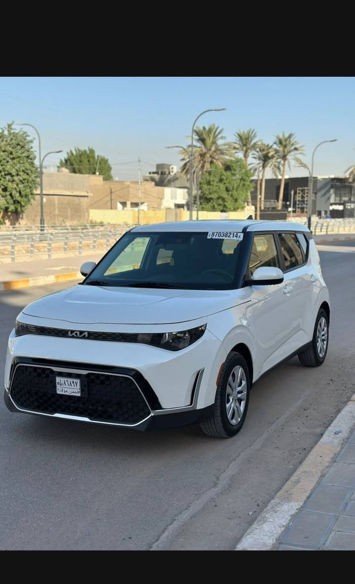 السلام عليكم كيا صول 2023 السياره جديده كفاله العنوان بغداد ماشيه 16 بدون رقم ❗ للاستفسار اتصال ***********
