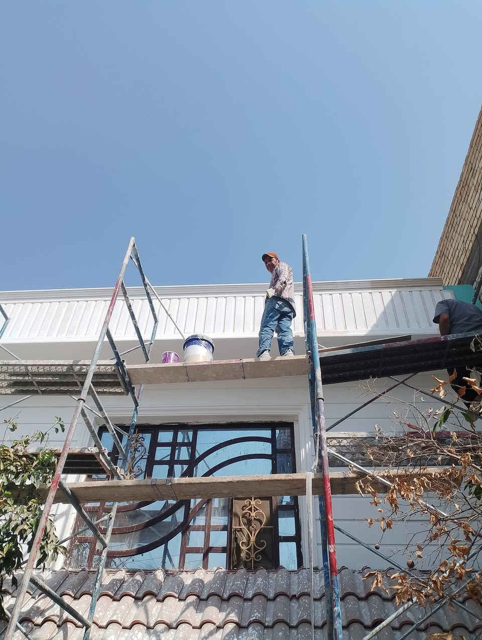 خلفه متفرغ حاليا لبخ سمنت ناعم خشن تصفير مساطر نثر تقليف لواجهات بلحجر كوبلنان وطلس  كافت انواع الواجبات شقل درجه اولى ***********
