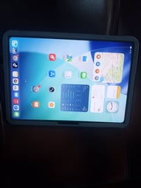 آيباد 11 برو • معالج M4 • بطارية ٩٣٪