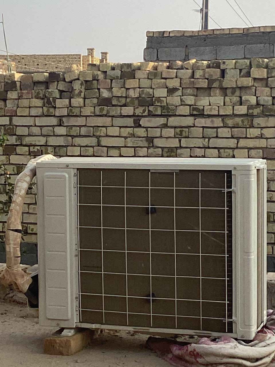 اجهزه كهربائية شرط الكفاله من اي تصليح او تبديل
1- سبلت طنين 
2- مكيف طنين 
3- مبرده موديل 2025
المكان قضاء الرفاعي 
الرقم 
***********
