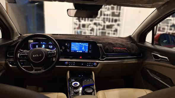 السلام عليكم 
كيا سبورتاج 2023 
 KIA SPORTAGE 2023

مرقم بغداد  / خليجي /مكفولة /  ماشية ٣٦ الف 
مواصفات السيارة : 
🚘 سعة المحرك 1,6L Turbo 
🚘 كير ماوس 
🚘 حساسات أمامية 
🚘 حساسات خلفية
🚘 لايت زينون + LED
🚘 كشافات 
🚘 بك لايت LED
🚘 ويل كب 19 ‼️
🚘 4 دسك
🚘 ماسحة خلفية
🚘 اريل نفكيتر 
🚘 مفتاح التشغيل بصمة
🚘 بصمة دخول الابواب ‼️
🚘 شاشة Apple Car play ‼️
🚘 كاميرا دوارة
🚘 المقاعد مخمل
🚘 حركة المقاعد الأمامية كهرباء
🚘 تدفئة المقاعد الأمامية ‼️
🚘 تدفئة المقود ‼️
🚘 تتسع المقصورة ل 5 ركاب 
🚘 مثبت السرعة Cruise
🚘 المودات والأوامر الصوتية
🚘 أوضاع القيادة  Drive Mode
🚘 فحص أنظمة السيارة 
🚘 حساسات اطارات 
🚘 مقود رياضي جلد حياكة ‼️
🚘 شفتات مقود
🚘 تبريد شاشة 
🚘 قطعتين تبريد
🚘 هاند بريك كهرباء 
🚘 ا ABS
🚘ا Auto Hold  أوتو هولد
🚘ا ISOFIX        ايزو فكس
🚘 نظام مانع الانزلاق
🚘 نظام نزول المنحدرات
🚘 اشارة في المرايا الجانبية
🚘 مخرج منفذ الطاقة ⚡
🚘 ا  Bluetooth / USB
🚘 بردة خلفية 
🚘 شاحن هاتف Wireless 
🚘 تطعيم الدواخل ألمنيوم

السعر : 228 $

رقم الهاتف / واتساب : 0707900  0775
