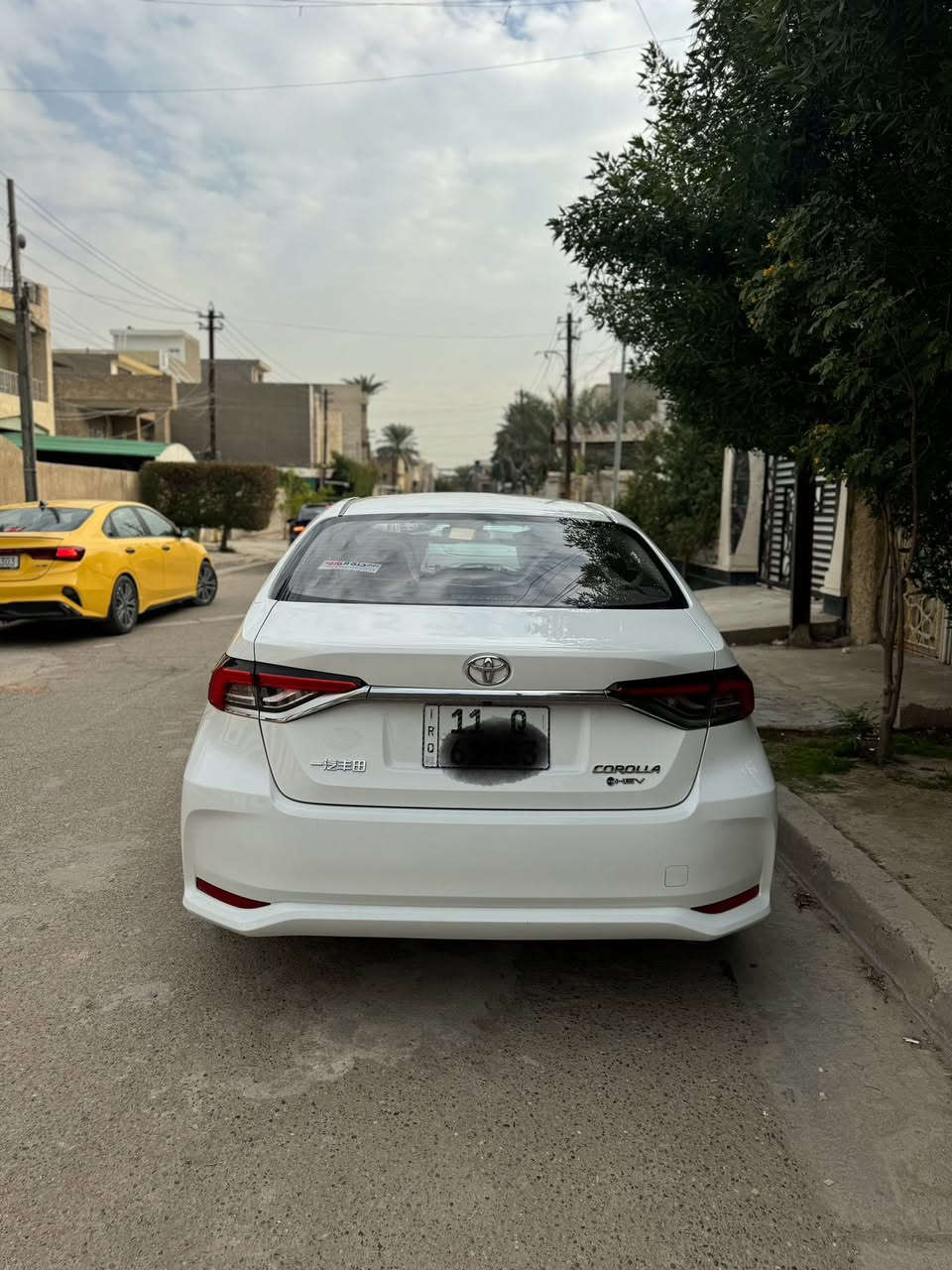 كورلا2024 ماشية 12 الف
كفالة عامة من الزلغ 
داخل جلد اسود 
فتحة 
قطعتين تبريد 
درايف مود 
مكاني بغداد 
***********
