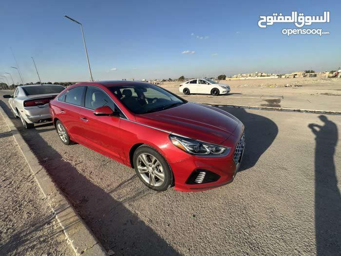 سلام عليكم سوناتا موديل ١٩ وارد امريكي مكفوله ضررها دعاميه اماميه فقط ونفسها مرجعينها رقم بصره مميز حره بسمي فول مًواصفات للاخير فئه لمتدد سياره كلش جديده ماشيه 93 وافحص وين يعجبك للبيع بسعر ١٥٨ وبيها مجال *********** مكان سياره بصره
