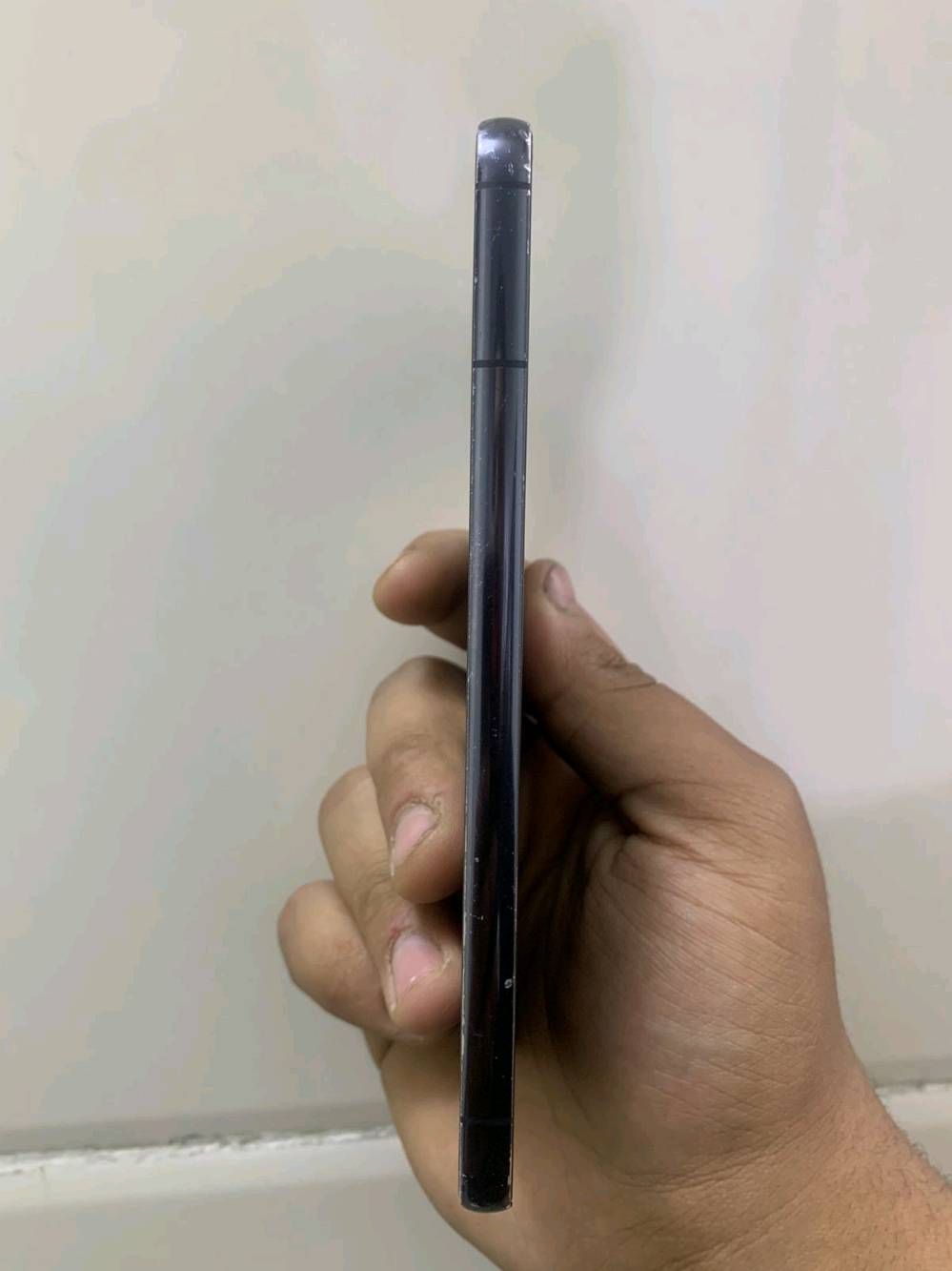 سلام عليكم 
اس ٢٢ بلاس اسود 
مكفول من العطل والتصليح 
مراوس مع ايفون او بيع 250 وبي مجال
مكان بغداد