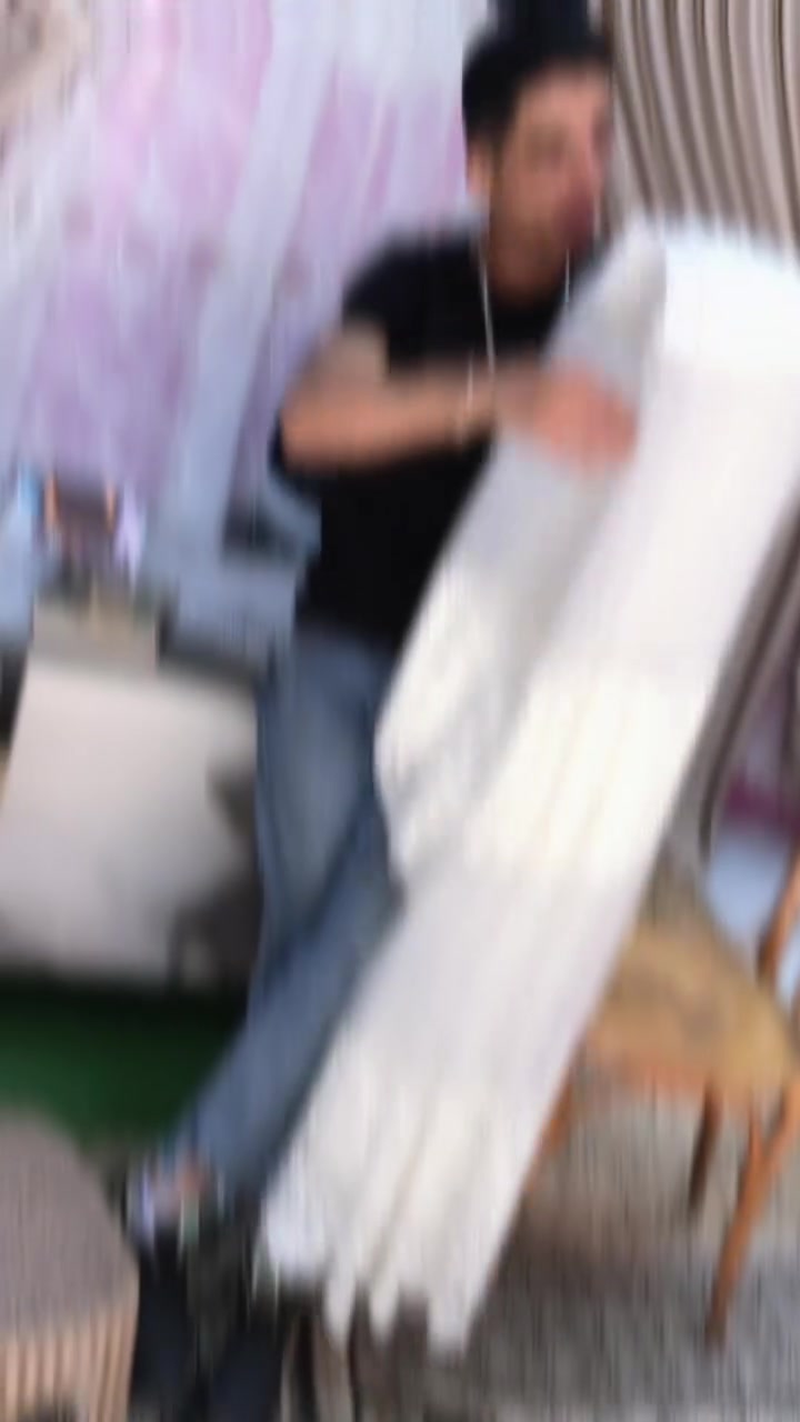 في king wavy 👑 بنقدّم لك تجربة متكاملة في عالم الستائر… من أول المعاينة والتصميم لحدّ التركيب والتسليم.
متخصصين في تفصيل جميع أنواع الستائر بأعلى خامات وبدقّة تنفيذ تضمن الشكل اللي في خيالك يطلع حقيقة.

اللي بيميزنا

تفصيل احترافي بخبرة سنين وضمان جودة في كل غرزة.

تركيب دقيق على أعلى مستوى لضمان أفضل سقوط وشكل نهائي.

عقود واضحة تحفظ حق العميل من أول متر لحدّ التسليم.

جودة مضمونة في الخامة والتشطيب والمتابعة بعد البيع.

مع king wavy 👑… شغلك بأمان، وخدمتك كاملة من غير ما تشيل هم اي خطوه
التواصل ￼⁨012 07263411⁩


**إذا كنت صاحب هذا الإعلان وتريد حذفه لأي سبب، رجاءا أرسل رسالة إلى الدعم الفني**