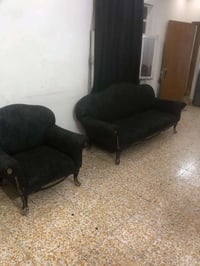مكلف بالنشر تخم ٨ مقاعد مستعمل نضيف السعر ١٥٠ للاستفسار  الاتصال 07728...