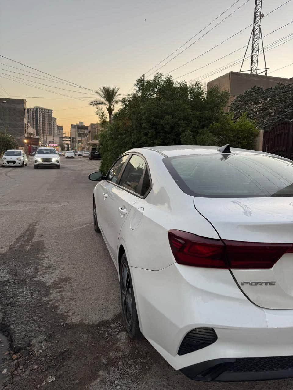 سلام عليكم 
للبيع فورتي مديل 22

موصفات نص فول 
تبريد قطعتين 
رادار 
تحديد مسار 
مانع انزلاق 
داخل مخمل 
بيه قطعتين موضحات في المنشور مع سونار
عنوان بغداد حي الحسين 
سعر 142بيه مجال بسيط جداً 
رقم ***********
