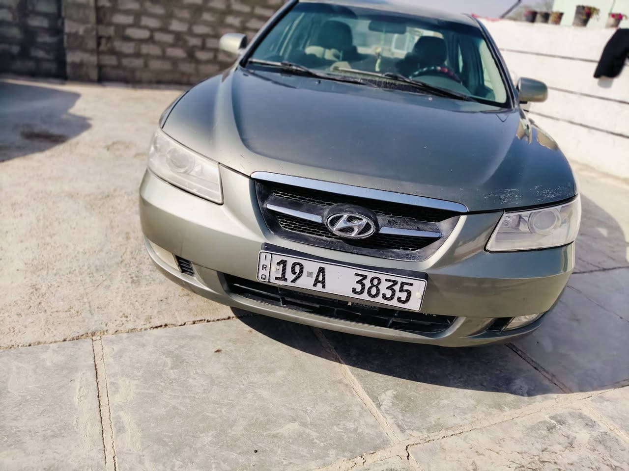 للبيع سوناتا 2007
وارد امريكي V6 سته سلندر 
لون فيلي 
رقم كربلاء مميز  انگليزي باسمي 
فول مواصفات فتحه بلقماره 
تبريد ثلج منضومه زنون 
السعر 86وبيهه مجال قليل 
مكان السياره ناصريه شطره 
***********
***********
