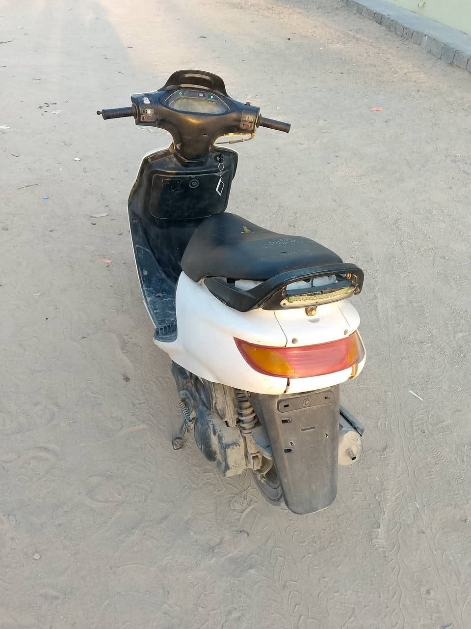 دراجه للبيع كفاله 350 وبيها مجال
***********
