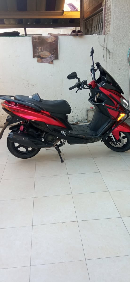 دراجة للبيع  نظافتها مثل ما موجود بالصور , للاستفسار الاتصال على رقم الهاتف ***********
