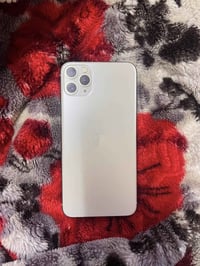 11برو ماكس ذاكره 256جهاز نضيف شخط مابي فقط مبدل شاشه ارقه شاشه بسوك بط...