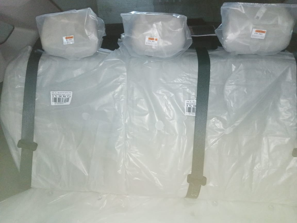 شباب / السعر ١٨ و ٣٠٠ ألف
بي واي دي سيل 5 للبيع ( بسبب ظروف ) ماشية ١١٨٦ كم زيرو ورقمتها على ايدي مكفولة كفالة عامة، ارضيتها جلد سويتها بلون الباب والدشبول وارضيات جلد وارضية للصندوق 
مكان السيارة بغداد الكرادة 
الخاص مفتوح 
الاتصال 
***********
