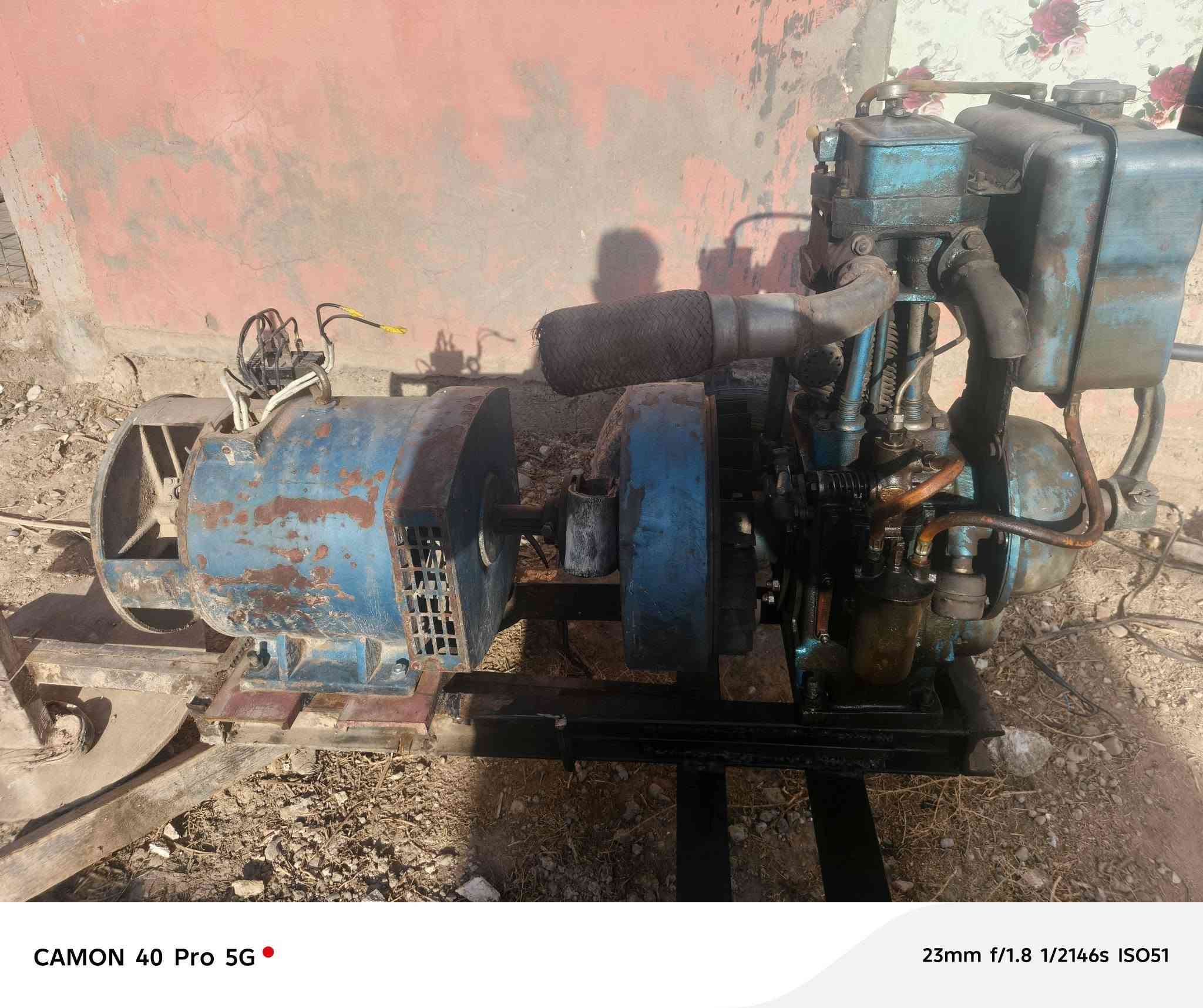 مولد اوبكار بستم واحد شغال توليد 60انمير 3فيكس شغال بدون عيب سعره 650بيه مجال ***********
