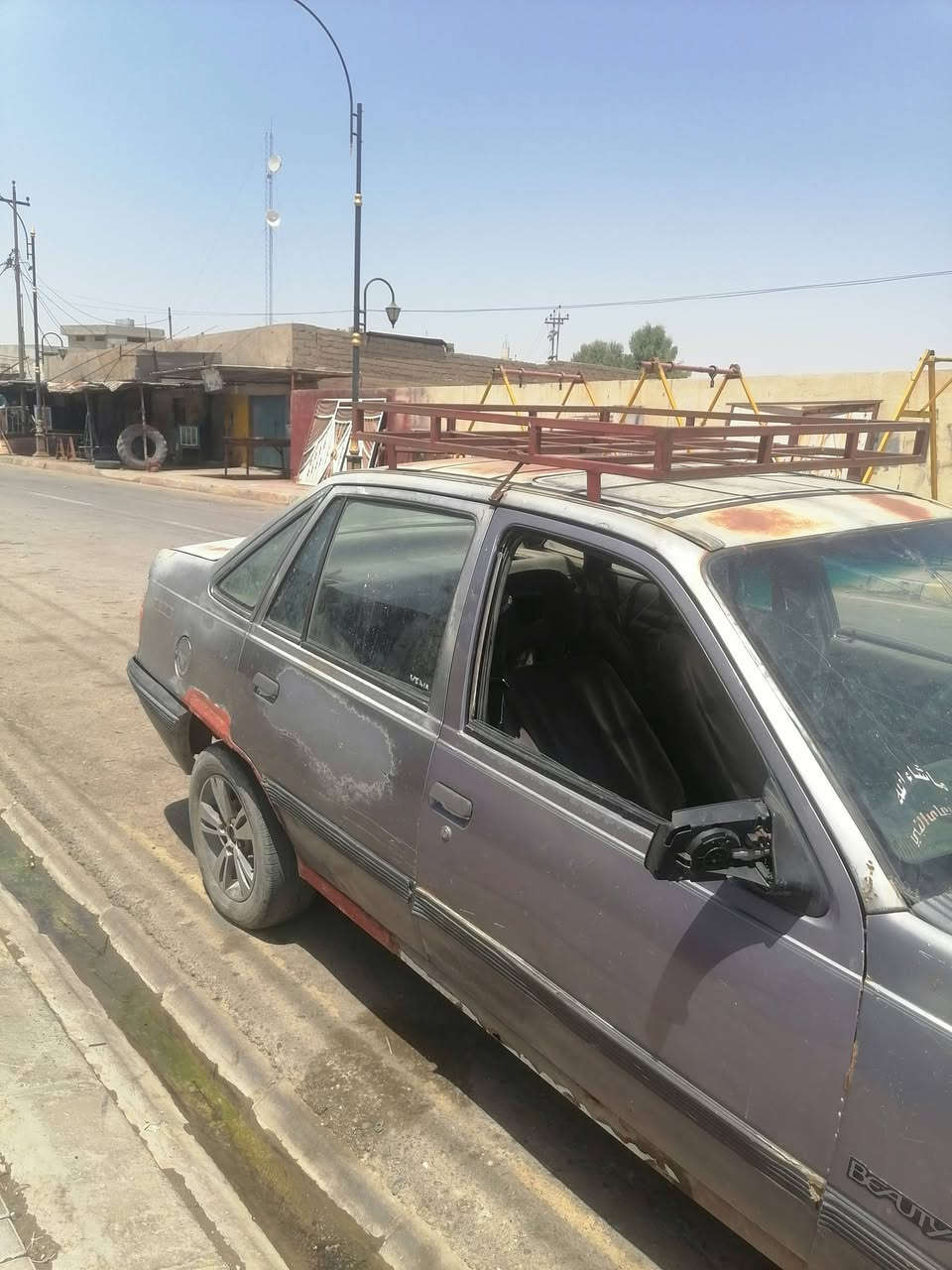 سياره جير محرك شرط سياره رقم اخضر نينوى ابيعك فحم في فحم والسعر 10 ورقه بيها مجال حق جيد ***********
