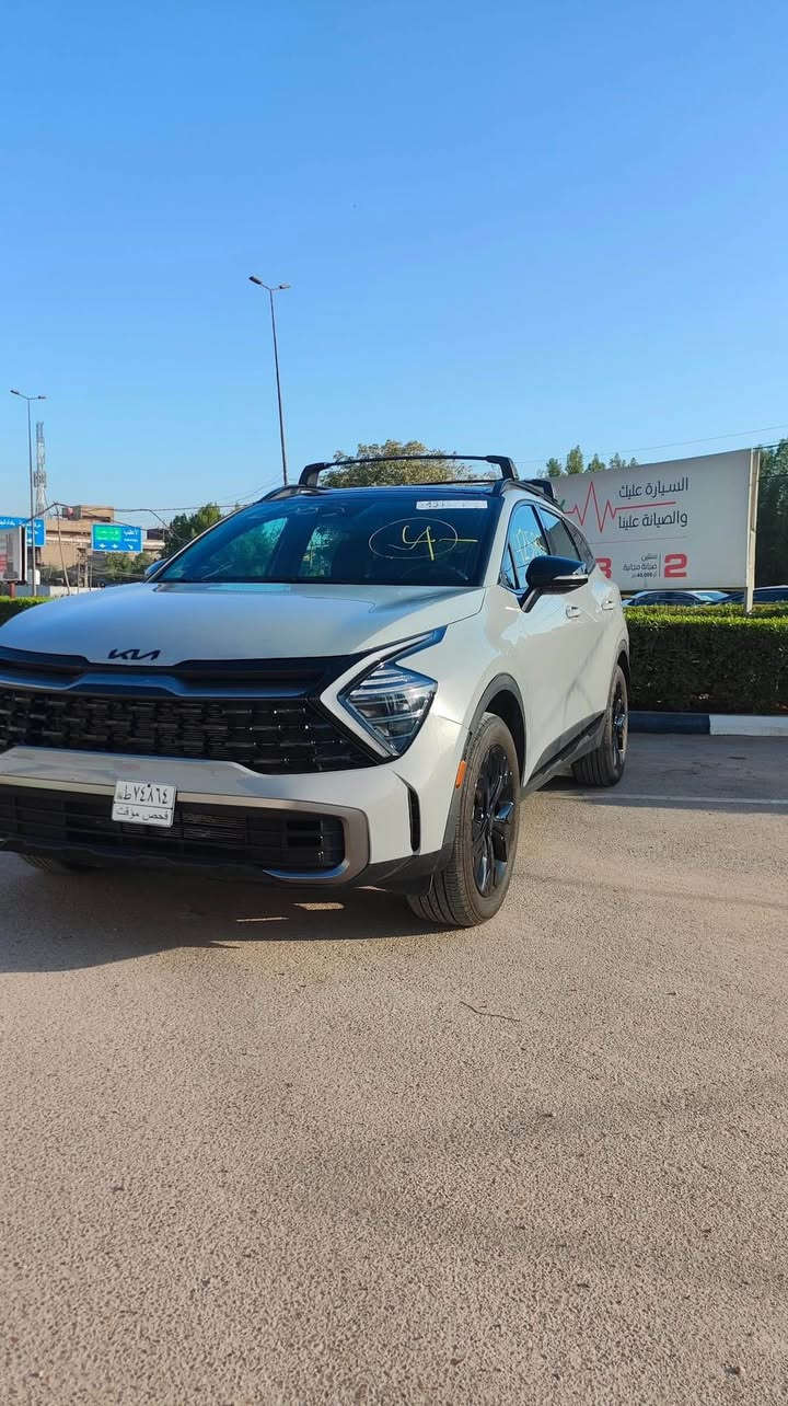 السلام عليكم 
سبورتج اكس لاين لون سموك المميز  فول مواصفات  X-Line وارد امريكي موديل 2025ماشية 27 مايل يعني بعده زيرو  دخول جديد السياره حادثها فقط تبديل دعاميه اماميه ولايت ايمن مال تفصيخ امريكي 
وبارد خفيف بالحافه مال البنيد بدون قطره صبغ . 
٫٫٫٫٫٫ايرباك دركه ودشبور ،،،، 
بانوراما 
بصمة
تشغيل عن بعد
هاند بريك بصمة
نظام ترحيب
شحن وايرليس
رادارات
كشنات جلد 
حساسات وكاميرا دوارة
محرك 2500
فور ويل
كشن السائق كهرباء 
تدفئة كشنات
تحديد مسار
تبريد قطعتين
مانع انزلاق
نزول منحدرات
نظام abs
نظام فحص ضغط الاطارات 
وضعيات قيادة
فول تحكم ستيرن
لد امامي خلفي
نقاط عمياء
ويل كب كروم
اوتو هولد 
اوتو ستوب
دواخل مطعم بالصاج
حادثه موضح صور المزاد 
عنوانهه بغداد حي القاهره 
للاستفسار***********
رقم بغداد بسمي
225 قفل بغداد, العراق
