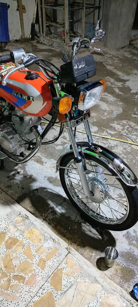 السلام عليكم 
دراجه نامه امتياز لصلي شبه شلامجه
دراجه مكفوله كفاله عامه بمعنه الكلمه كله شغال 
مراوس ابدراجه شلامجه تعمير نفس لونه راس براس💸
أوراق سكنر
موديل 2025
مكاني حله قرب شريفه بنت الحسن 
الهاتف *********** واتساب
