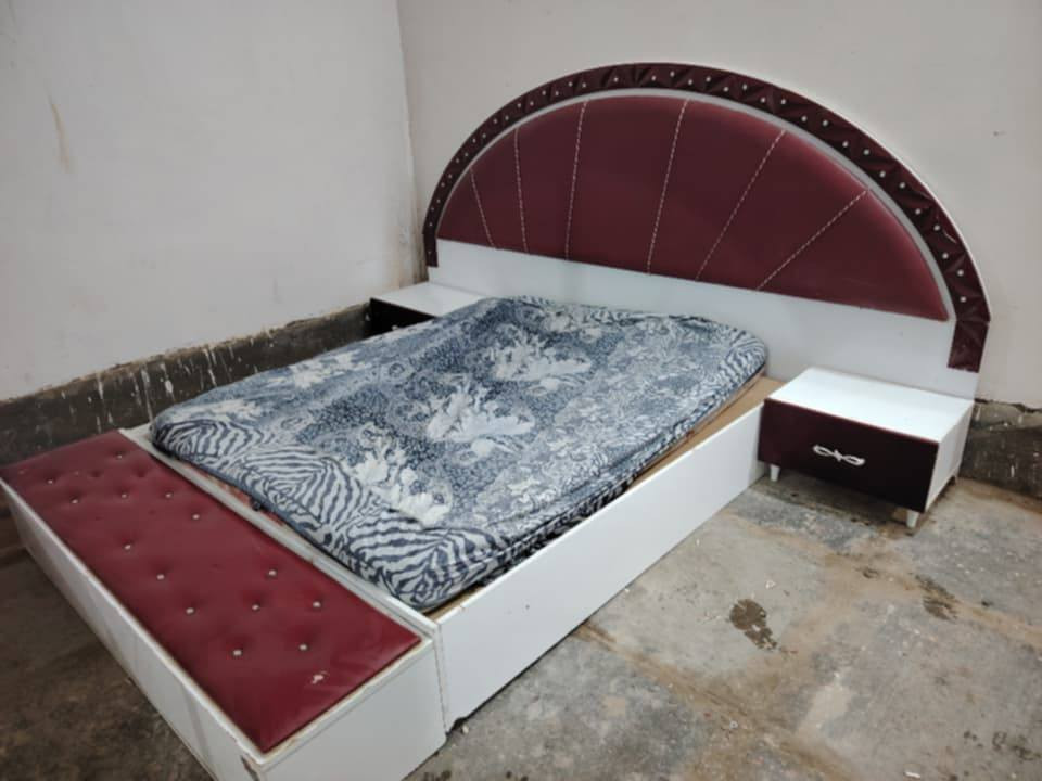 غرفه تركي ضخمه اخت. الجديد كامله تركي اصلي ثقيل سعر 475 المكان ديوانيه *********** بي وتساب ديوانية, القادسية
