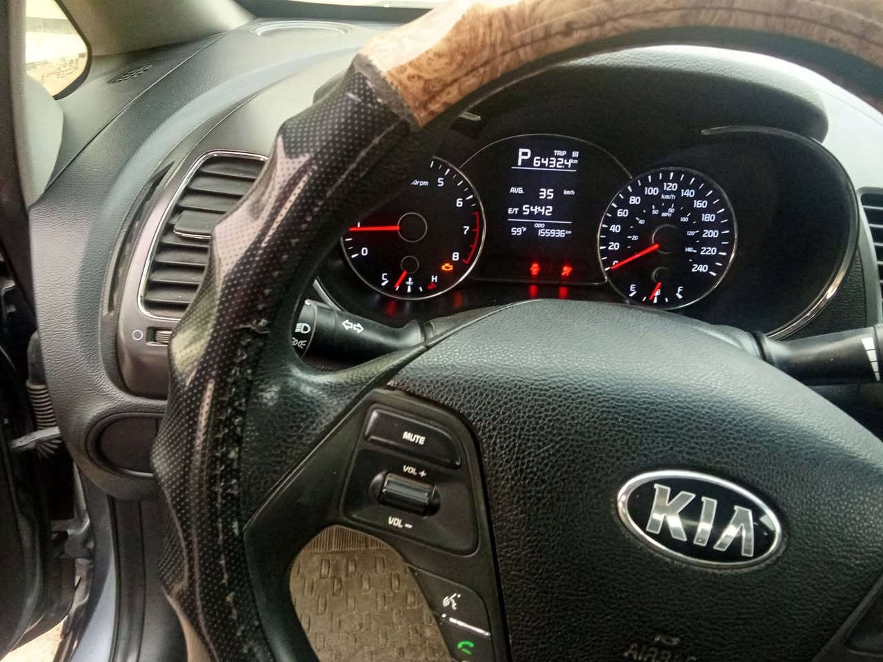 كيا فورتي مديل 17 وارد امريكي ضرر دعاميه الوره فقط ليبل واحد مكينه 2000 دوش كير AT مرغوب تبريد تخم تاير سياره جاهزه ماعوزه برغي سعر125 وبيه مجال لاستفسار اتصال بل رقم ‏  *********** رقم مثنئ انكليزي بسمي سنويه لل 30
