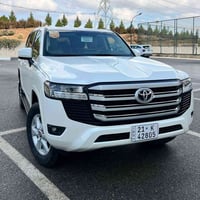 تۆیۆتا لاندکڕۆز 2025 سفری شەریکەی جیهان  تەنیا 2 هەزار کیلۆمەتر ڕۆیشتو...