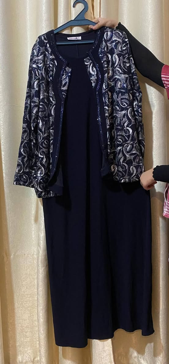 هذي الفساتين مستعملة مرة او مرتين للبيع


**إذا كنت صاحب هذا الإعلان وتريد حذفه لأي سبب، رجاءا أرسل رسالة إلى الدعم الفني**