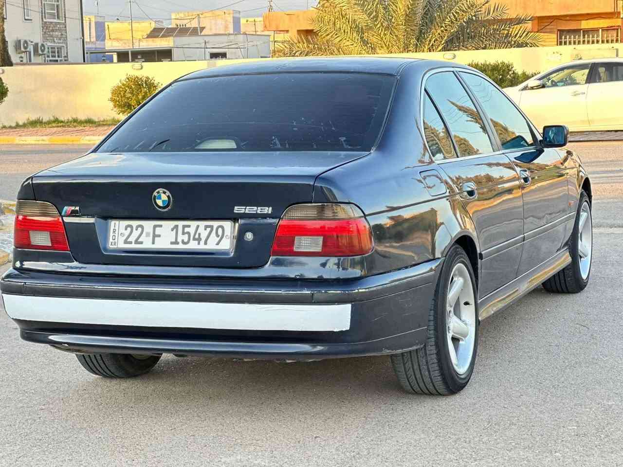 السلام عليكم
بي ام صقر للبيع او مراوس
موديل 2001
مكينه 528دبل فانوس
السياره جاهزه بدون نواقص 
كير محرك جديد صدر تخم تاير جدد 
تبريد شغال 
مصبوغه حزام بدون حادث 
السعر 90ومجال بسيط للشراي
للاستفسار ***********
