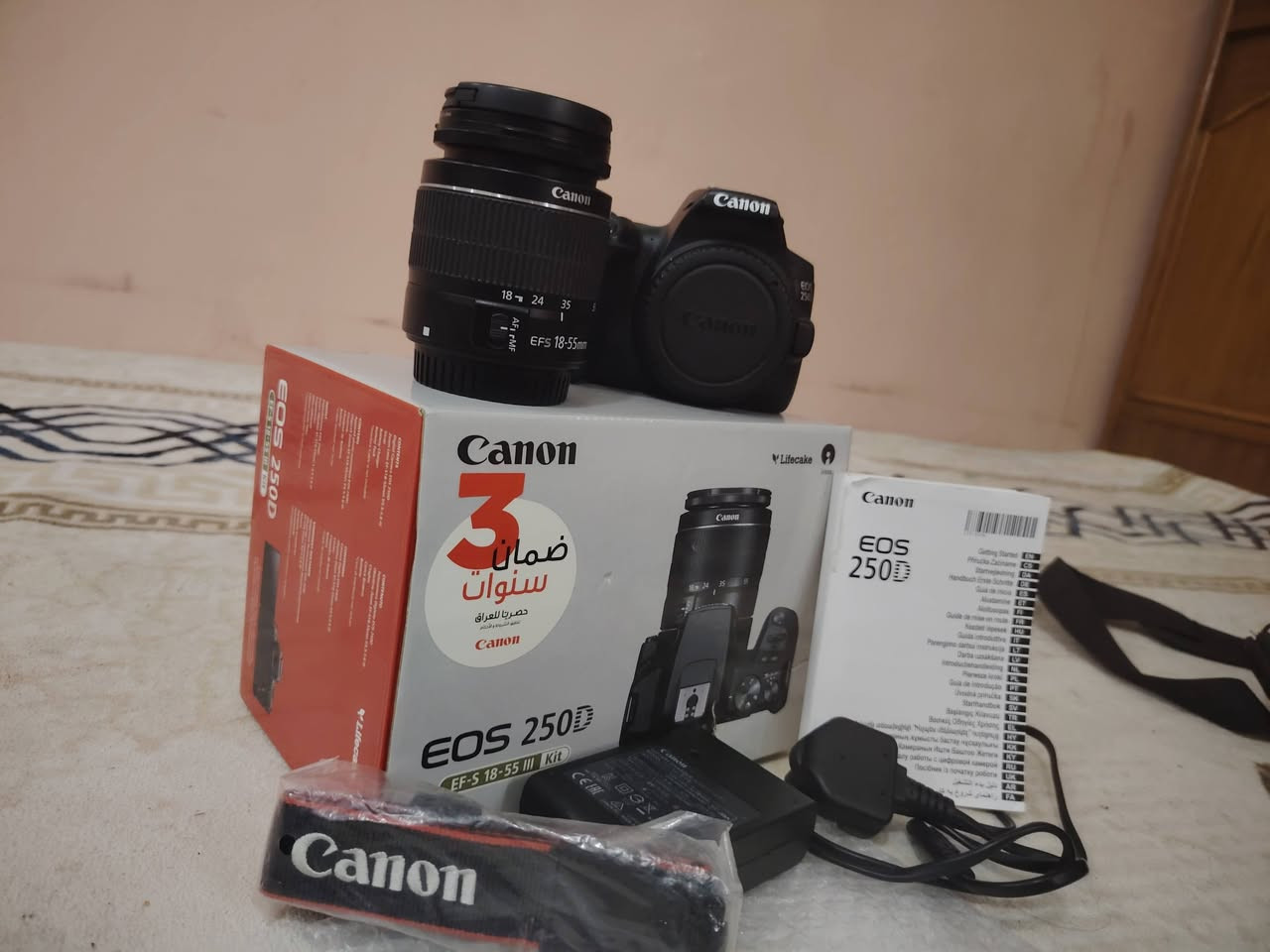 كانون 250D نظيفة جدا مستخدمة استخدام شخصي بسيط ..
السعر 575 ألف التواصل واتس اب *********** 
كربلاء المقدسة ..
