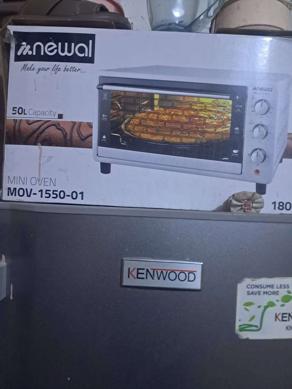 فرن كهربائي مستعمل مره وحده شاهد الله السعر ١٠٠ وبيه مجال استفسار ع رقم ***********
