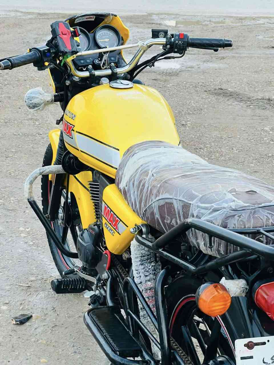 دايوان مديل 2022 كفاله عامه
ونضيفه ((*********** ))كفاله عامه

خاص مقلق مكان كوت اشبيليه
