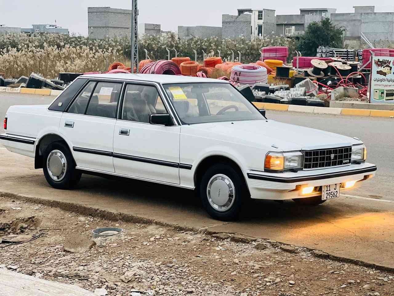 السلام عليكم سوبر 85 وضع شركه فقط اليدور جديد سياره مكفوله لاصبغ ولا ضربه ولا خياس جديده تبريد خلفي امامي شغال ثلاجه شغاله تدفه كلشي بيه شغال وعله  شركه سياره خير من الله مامتعوبه مال جناي رقم بغداد بسمي مكاني بعقوبه ***********
