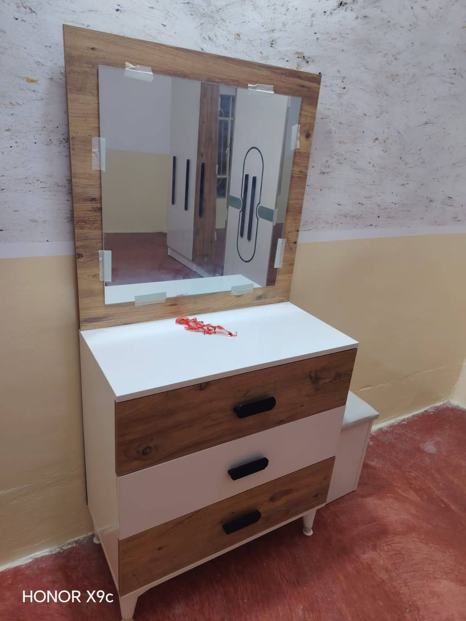 غرف نوم 7 قطع 
من داخل بيت الزبون
معرض وموبليات اميد


**إذا كنت صاحب هذا الإعلان وتريد حذفه لأي سبب، رجاءا أرسل رسالة إلى الدعم الفني**