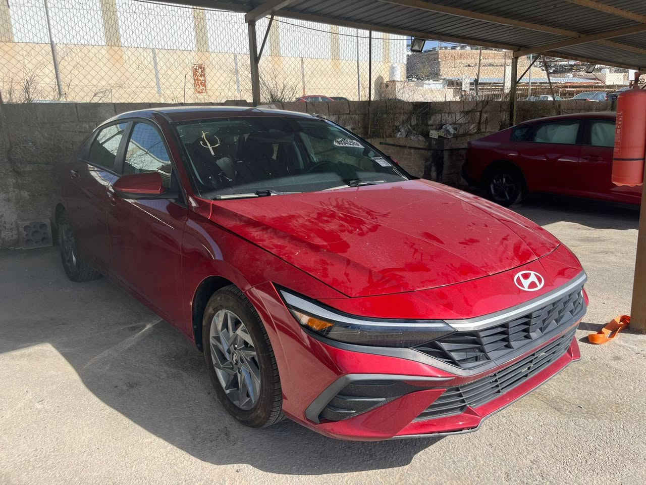 السلام عليكم انتره اللبيع
موديل ٢٠٢٤ 
نص فول 
الحادث موضح بلصوره 
السياره موجوده بلحره 
شوكت متريد طببه تريد على كتاب الشهداء تريده حره بكيفك  
السعر نتصل وسهله 
رقم ‏‪***********
