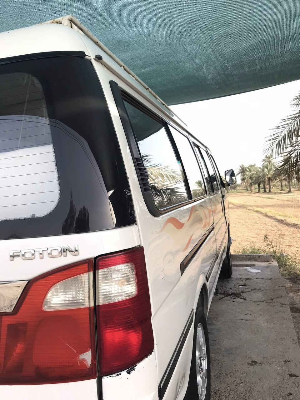 سلام عليكم فتون للبيع 2014بيه صبغ بالربع الطويله سعره 85وبيه مجال المكان بابل المحاويل ورقم بغداد رقم الهاتف ***********
