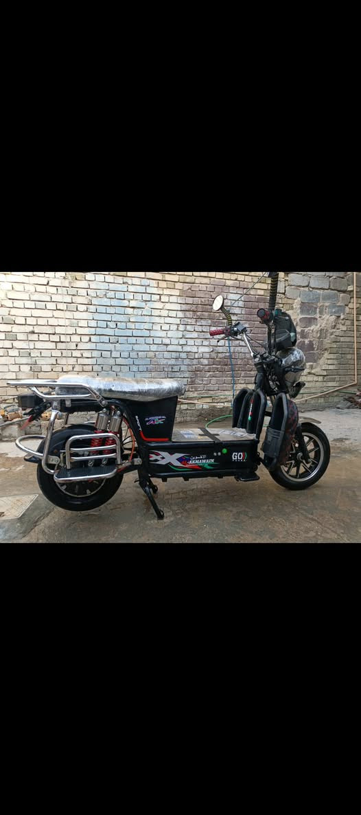 السلام عليكم ماطور جبلي للبيع نضافته مثل مشوفه كدامك كله شغال مابي شي نقص بطارياته تخم كامل جديد او عله فحص سعره 500 اليريده يجي خاص اويتصل عل رقم مكاني السكنيه هذه رقمي ***********
