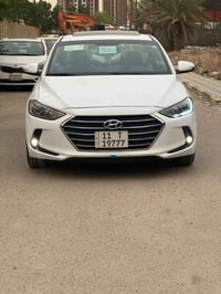 النترا 2017 خليجي سياره حلوه بيه فقط نص جاملغ خلفي وبلصندوق يم رقم صبغ...