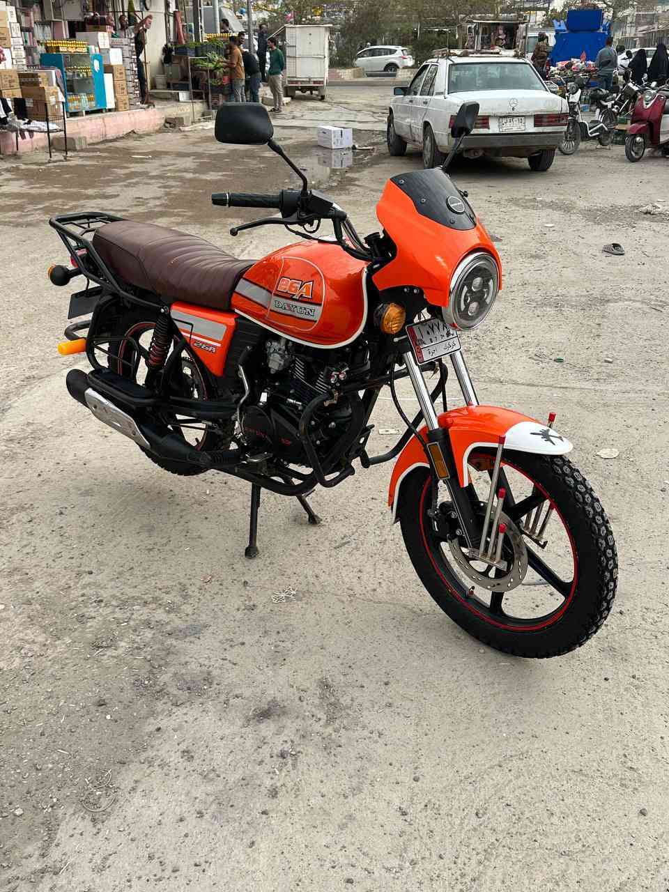 سلام عليكم شباب دايوان موديل 2024 دراجه ماشالله خير من الله محاجه احجي عليه اهواي محرك 200cc أوراق سحب الشراي يتصل ***********
