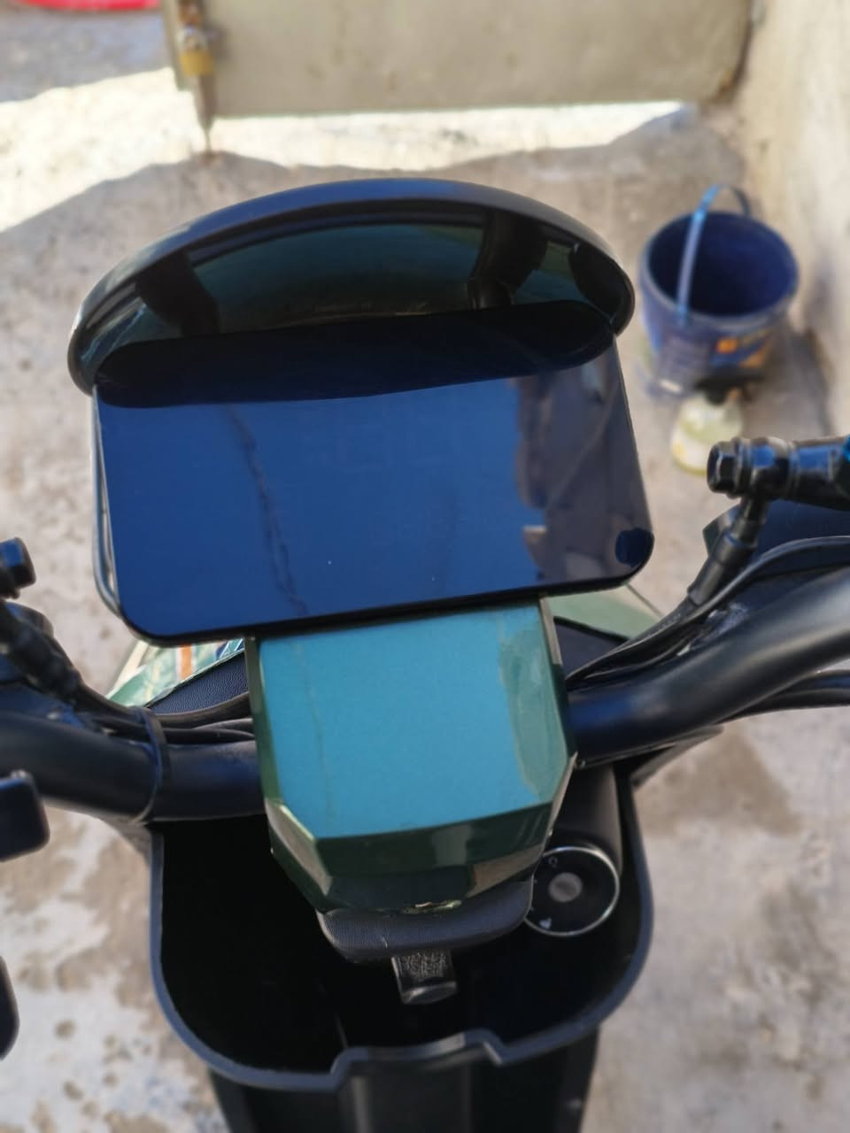 للبيع صار شهر من اشتريته اسمه زيرو عشره نفس R9R8 نفس الاواد نفس الغراض جيب وشد بس الاسم يفرق مايحتاج اشرح كامل من المواصفات فول بطاريات 5الاصلي بصمه اسويج مثبت سرعه سرعه 60حقيقي والصور يمك وشوفت عينك اني مشتريه 650 البيع يكون 450قفل الي يعجبه اني خادم غير موجود عله الفيس او التواصل رجائن غير موجود عله الفيس او التواصل  *********** الي يأخذه يترحملي جديد معنه الكلمه
