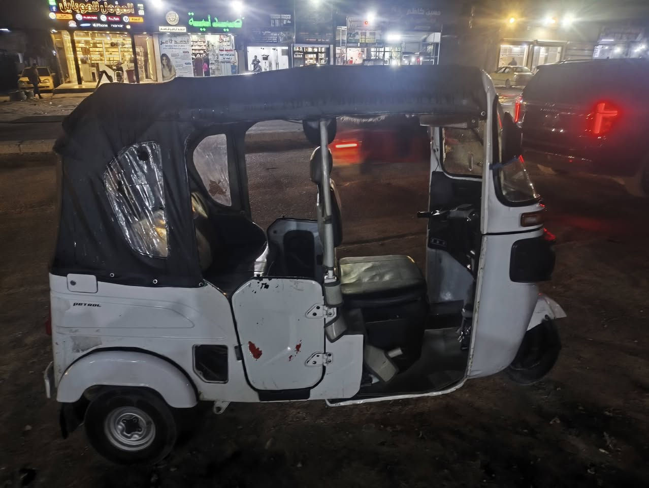 تكتك موديل 22رقم وسنويه بغداد
مكينه كفاله ممفتوحه 
بيها صبغ بصفحه فقط 
السعرر 7200
العنوان بغداد لعبيدي 
رقم الهاتف ***********
