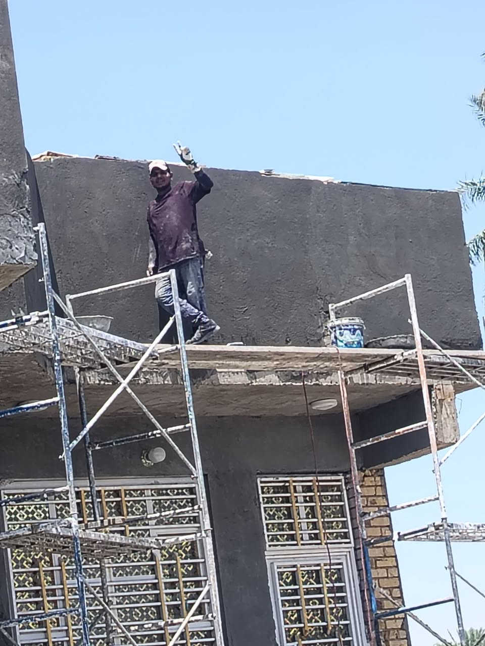 كادر البخ كامل البخ سمن وجص شغل نضيف وحلوو هاذ رقمي ***********عله نتصال وعنده شغل جهازين ابو تسواهن
