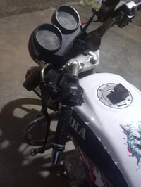 ب ٣٠٠ مراه مكسوره وتاير خلفي طاگ واشاره واكعه 07812600547