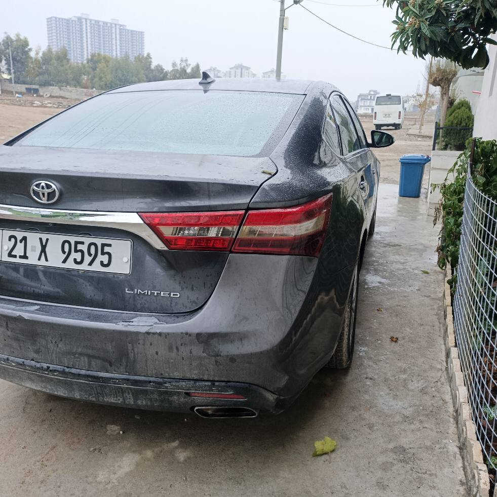 توێتا ئەڤەلۆن امریکی ٢٠١٤ فول مواسەفات بەناوی خۆمەوەیە، هەزەو سەنەوی تازەیە ،٤ تایەی  لوکی لەسەرە ،بۆیاخی زۆرە بە کامل بۆیاخ ئەیفرۆشم ، مەکینەی کراوەتەوە لە سلێمانیم، بە بێ ڕەقەمەکە ١٤٧ گەڵا ، بە ڕەقەمەکەوە ١٨٠ گەڵا
*********** السليمانية, العراق
