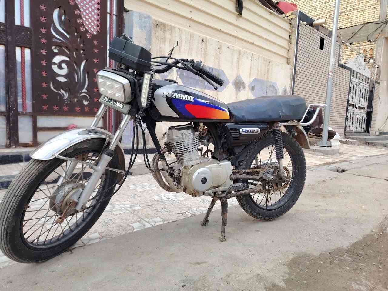 سعرها 650 اوراق اصوليه مو سكنر 
تايرات وجيوب جدد دبلات جدد صالنصه جديده الزنجيل جديد.. مكينه جديده مستعمله قليل عمارة, ميسان


**إذا كنت صاحب هذا الإعلان وتريد حذفه لأي سبب، رجاءا أرسل رسالة إلى الدعم الفني**