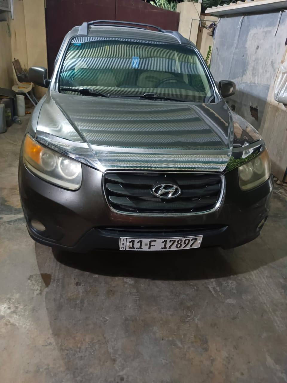 سياره سنتافي 2012
مكينه 2400 سلندر 4 وارد امريكي بسمنه رقم جديد بغداد تبريد تدفئه فول  مصفره كلشي جديد متعبك والسياره ضررها كدامكم وخير من الله مكينه كير واردها موضح بصوره بدون دواخل 
‎0771 579 1533
