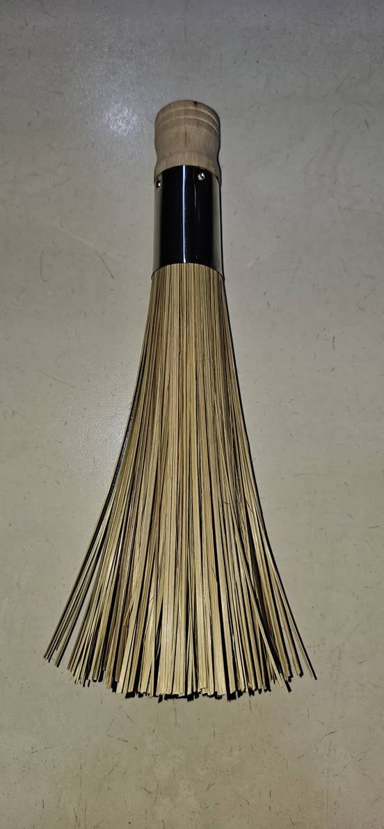 Bamboo Wok Brush – فرشاة الووك الأصلية
مصنوعة من ألياف البامبو الطبيعية،
تنظيف فعّال بدون إتلاف سطح الووك.
✔️ آمنة
✔️ متينة
✔️ مناسبة للاستخدام اليومي
✔️ معتمدة للمطابخ التجارية
📞 للطلب والاستفسار تواصل معنا
***********

#BambooWokBrush
#أدوات_مطبخ
#معدات_مطاعم
#ووك
#تنظيف_احترافي
