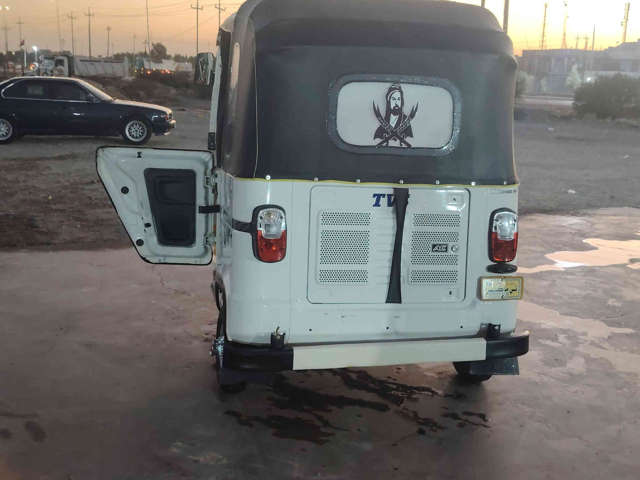 تكتك كفاله عامه تخم تاير كهربائيات جاهزه اوراق واسط
مديل 22 السعر ٧مليون وبيه مجال
وي استفسار الاتصال
***********
