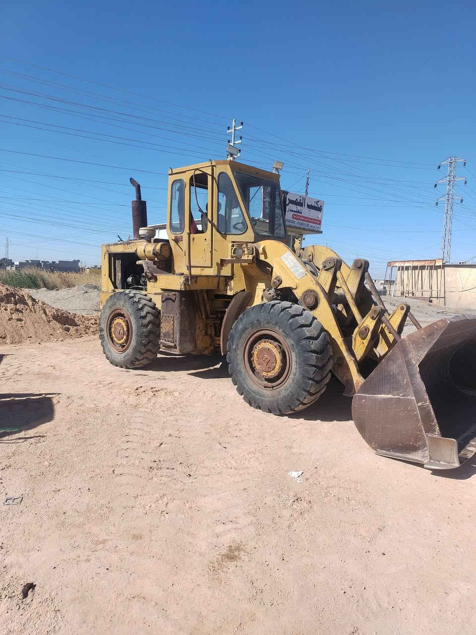 للبيع شفل عادي مويل ٨١ مكينه بي رقمه بصره الماني مكانه فلوجه ***********و ***********
